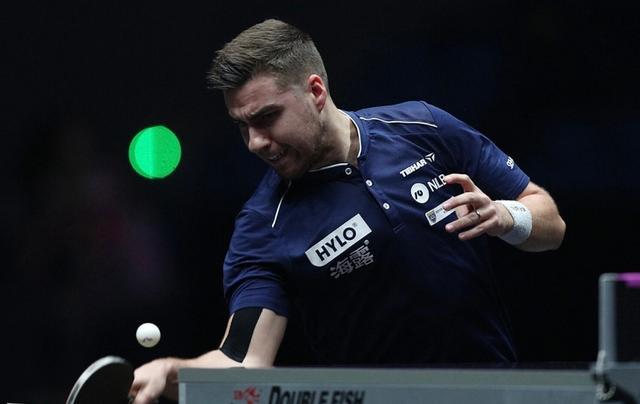 队多次陷入 队多次陷入