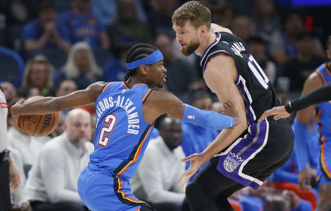 正是效力于 正是效力于