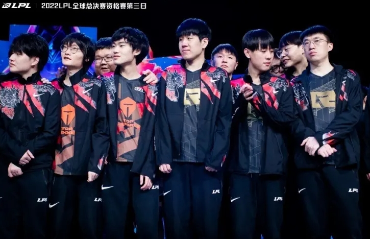 共同促成了